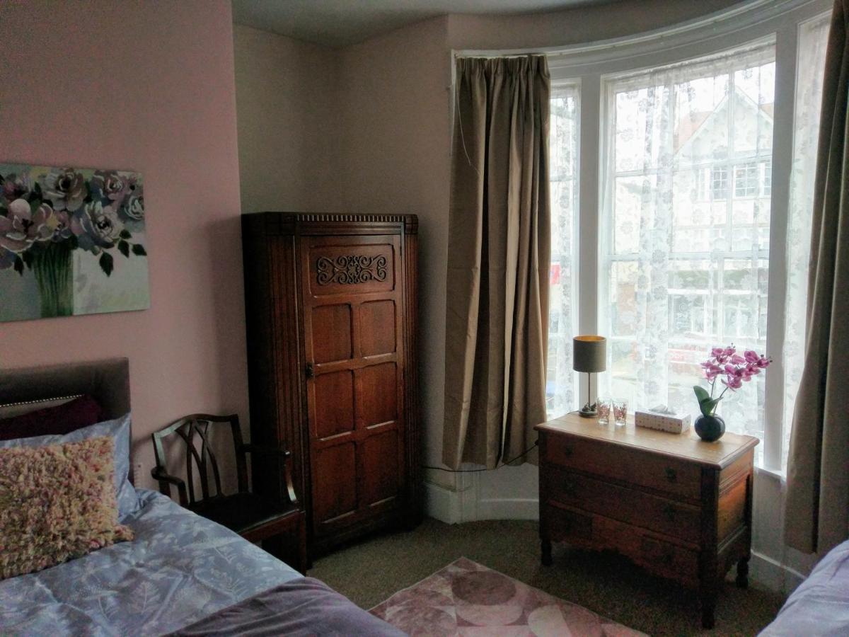 Guest house Heavenly Outlook Scarborough